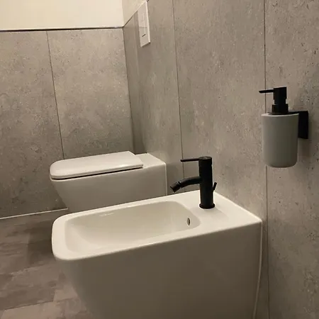 Casa Bissa Luxury Suite, Centro Storico Lejlighed Piacenza